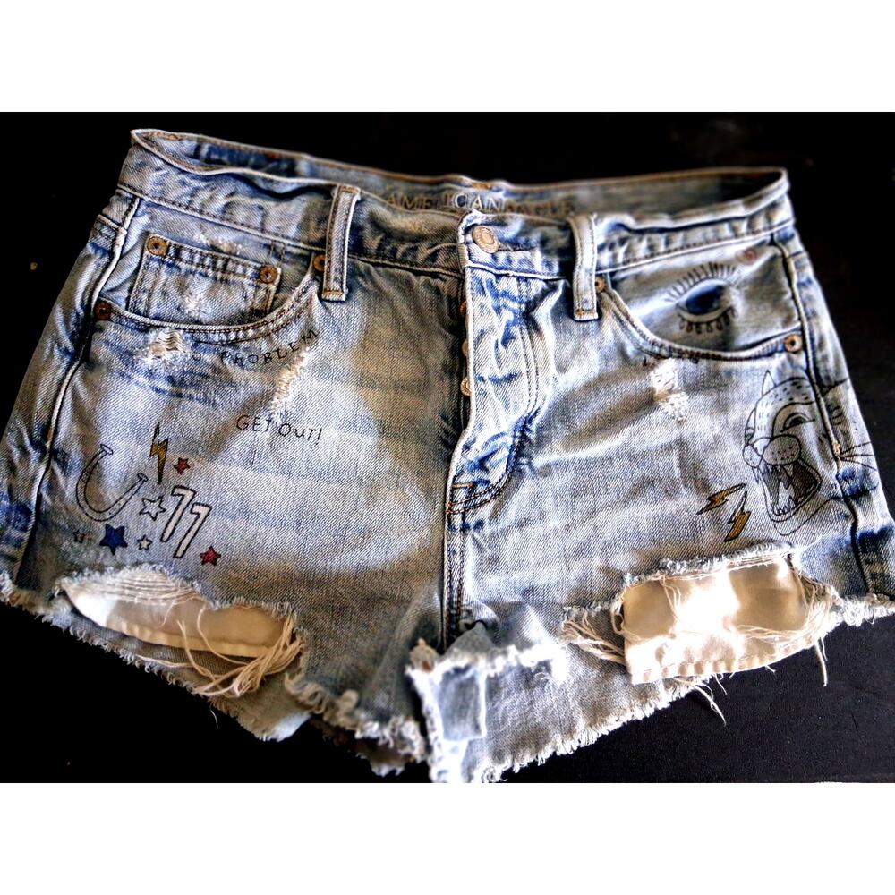 American Eagle Vintage Hi-Rise Festival Graffiti Destroyed Denim Shorts - Size